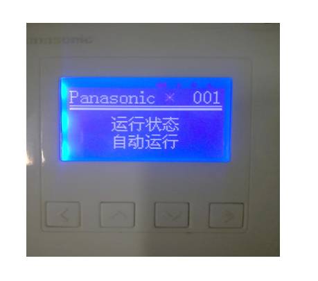 松下250重型自動(dòng)門(mén)通電時(shí)，它會(huì)發(fā)出開(kāi)門(mén)信號(hào)，但不會(huì)開(kāi)門(mén) 