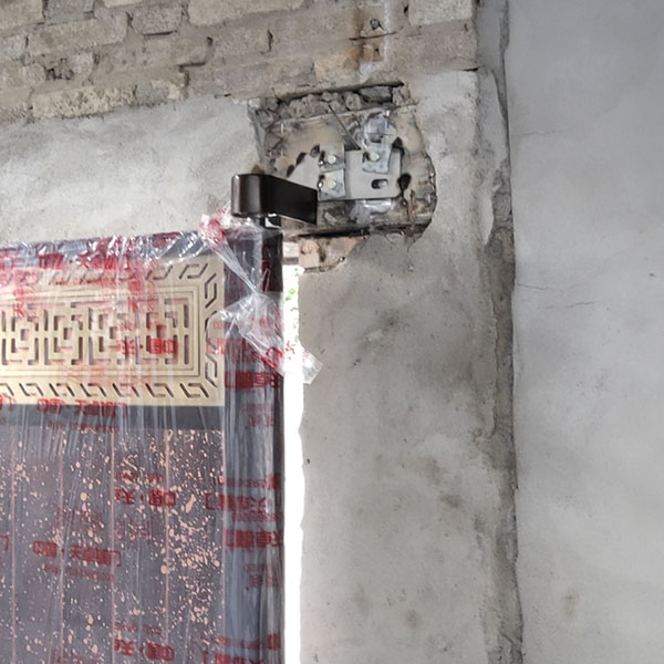 拜先生咸陽農(nóng)村自建房庭院銅門施工現(xiàn)場(chǎng)實(shí)拍 