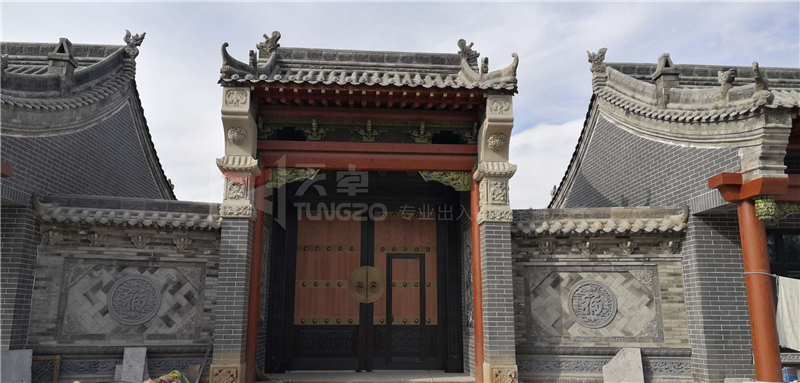 榆林農村自建房庭院銅門，中式磚混仿古別墅